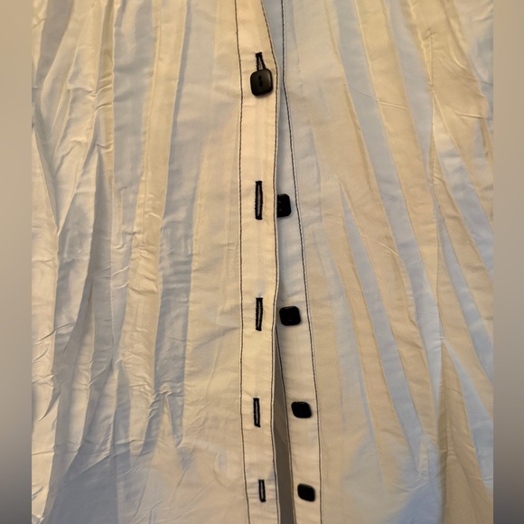 Beluva San Francisco Made in USA Cream Shirt with Black Stitching - Picture 3 of 6